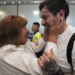 Tras 35 años, chileno robado de bebé se reencuentra con su madre biológica