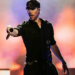 Video viral: Enrique Iglesias besa a cadete en Tabasco y su reacción sorprende en redes