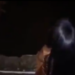 Supuesta niña fantasma aterroriza en cementerio y desata debate en redes sociales