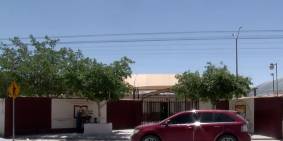Padres llaman a no comprar el equipo escolar robado en la colonia Roma
