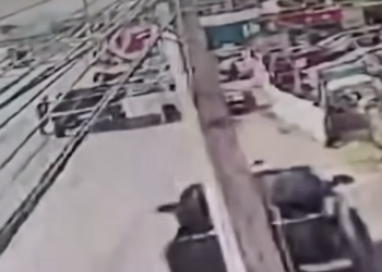 Captan en video ro.bo de camioneta Silverado en Riberas del Bravo
