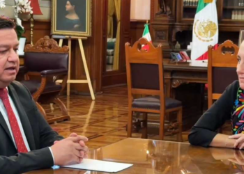 Sheinbaum niega que salida de Víctor Rodríguez de Pemex esté ligada a derrame en Veracruz
