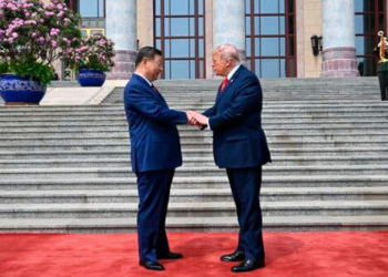 Trump evita comprometerse con China sobre Taiwán tras reunión con Xi Jinping