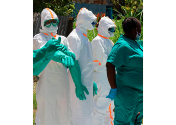 Uganda cierra frontera con Congo por brote de ébola que ya deja cientos de mue.rtos