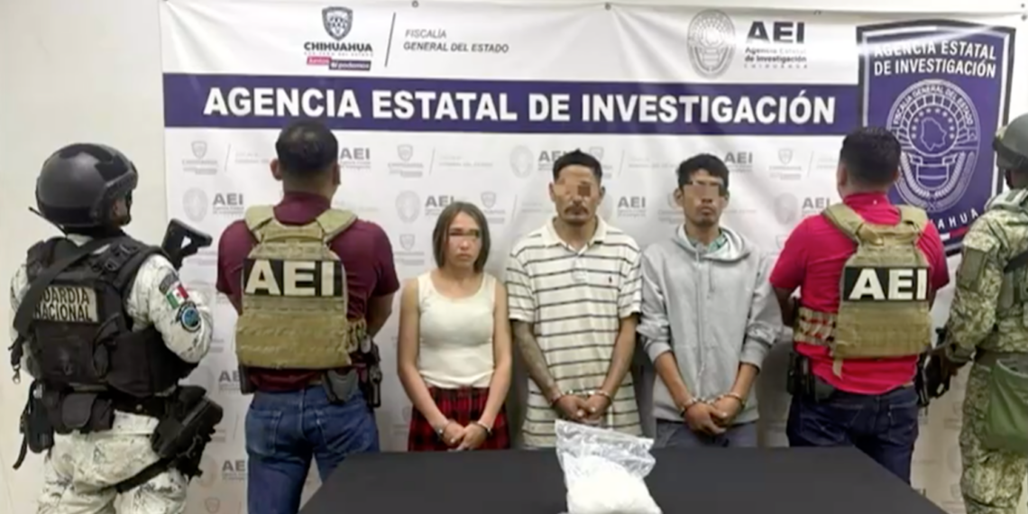 Aseguran más de 700 gramos de cristal y detienen a tres personas en cateo al suroriente de Juárez