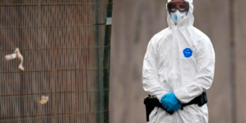EE.UU endurece restricciones de viaje por brote de ébola en África