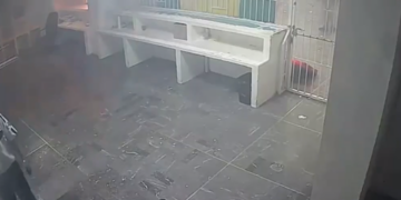 Reabren expediente del caso 27M por incendio en estación migratoria; juez ordena continuar investigaciones