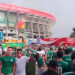 Aficionados comienzan a ingresar al Estadio Ciudad de México para el arranque del Mundial