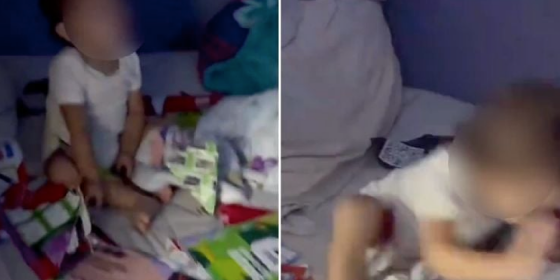Bebé destruye álbum del Mundial 2026 y su reacción al ser descubierta conquista las redes
