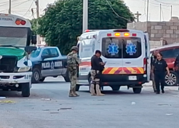 Ases.inan a un hombre dentro de una vivienda y una menor resulta he.rida en Jardines de Roma