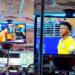 Chofer convierte microbús en sala de la fiesta futbolista y se vuelve viral en redes sociales