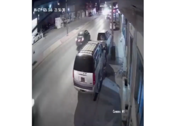 Captan en video choque y fuga del conductor responsable en avenida de los Aztecas