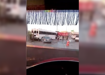 Accidente múltiple colapsa el Libramiento Independencia y paraliza la circulación al sur de Juárez