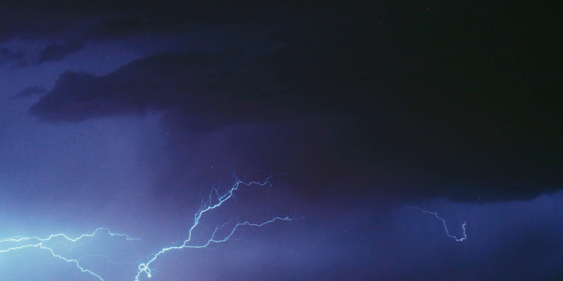 ¿Juárez bajo el agua? Tormentas y actividad eléctrica marcarán la tarde de este miércoles