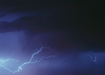 ¿Juárez bajo el agua? Tormentas y actividad eléctrica marcarán la tarde de este miércoles