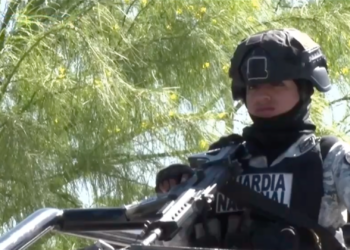 Hallan cuerpo de mujer envuelto en una sábana en la colonia Chaveña