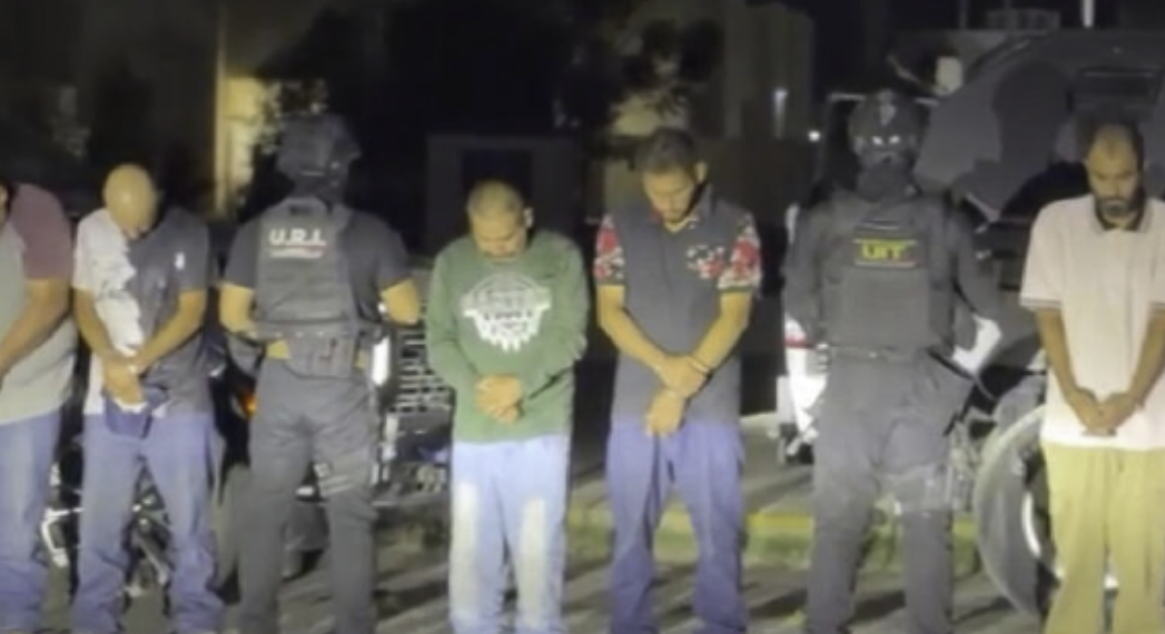 Capturan a seis presuntos integrantes de célula cri.minal tras persecución en Gómez Palacio