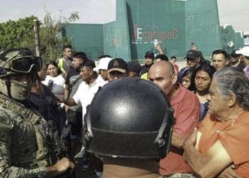 Demuelen cancha de frontón en Ecatepec tras denuncias por presuntas actividades de.lictivas