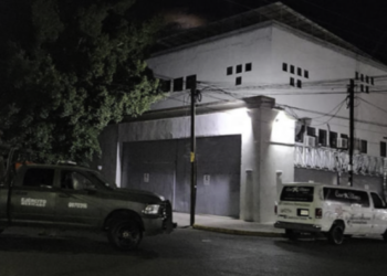 Ataque armado en funeraria de Culiacán desata persecución; un presunto agresor murió y otro fue detenido