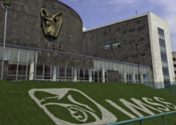 Polémica en Puebla por respuesta de trabajadora del IMSS a familiar de paciente