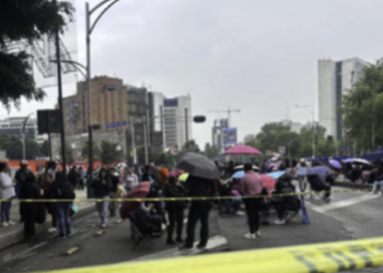 CNTE y CETEG bloquean Paseo de la Reforma e Insurgentes; colapsan movilidad en CDMX
