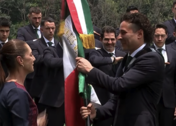 Claudia Sheinbaum abandera a la Selección Mexicana rumbo al Mundial 2026