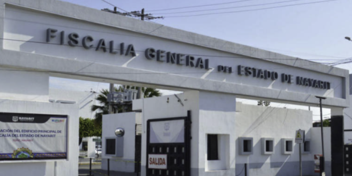 Arrestan a agente y tres exagentes de la Fiscalía de Nayarit por presuntos nexos con el crimen organizado
