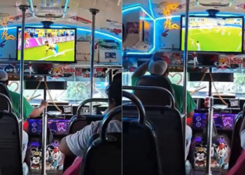 Chofer convierte su autobús en una sala para seguir la Fiesta Futbolera