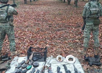 Cae “El 24”, presunto líder regional de la facción “Chapo Isidro”, junto con 10 presuntos de.lincuentes en Sinaloa