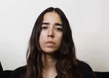 Mujer que mencionó al CJNG durante su arresto ofrece disculpa pública y se deslinda de señalamientos