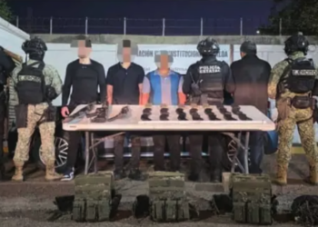 Rescatan a presunta víctima de se.cuestro y detienen a tres hombres en operativo en Culiacán