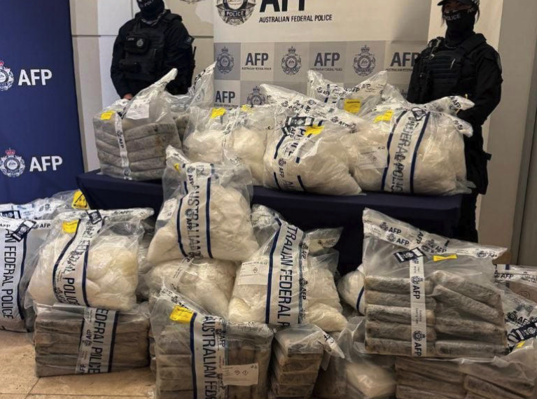 Decomisan tres toneladas de cocaína ocultas bajo tierra en Australia; es la mayor incautación en la historia del país