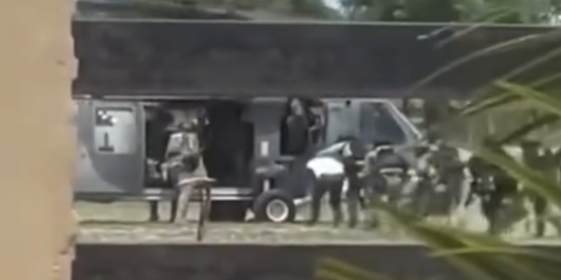 Capturan a presunto líder criminal y se desatan bloqueos y enfrentamientos en Escuinapa