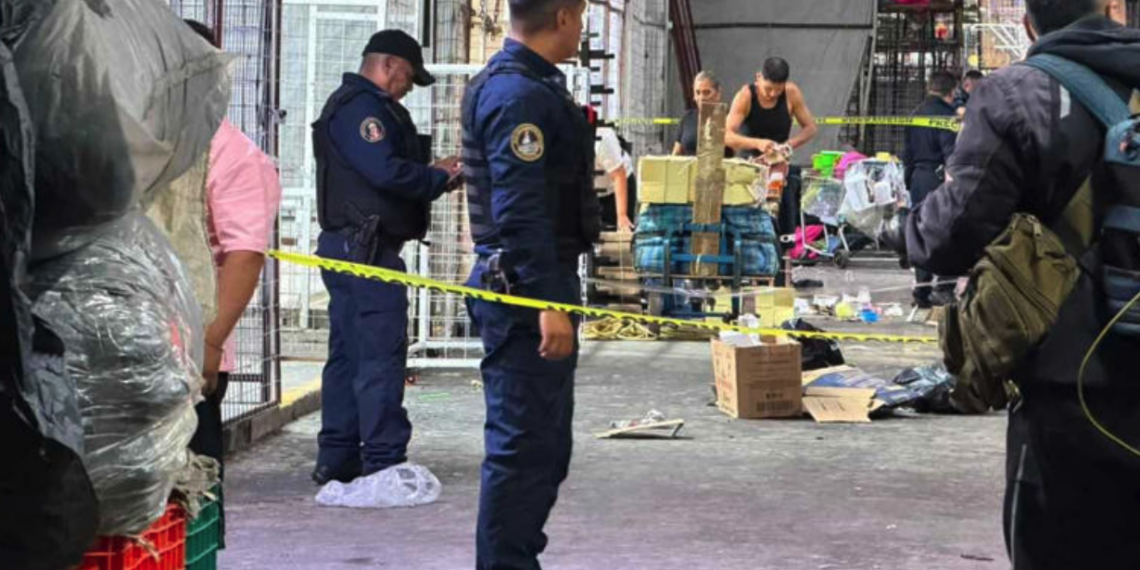 Ata.que arma.do en Tepito deja dos muer.tos; una de las víctimas vendía tacos de canasta