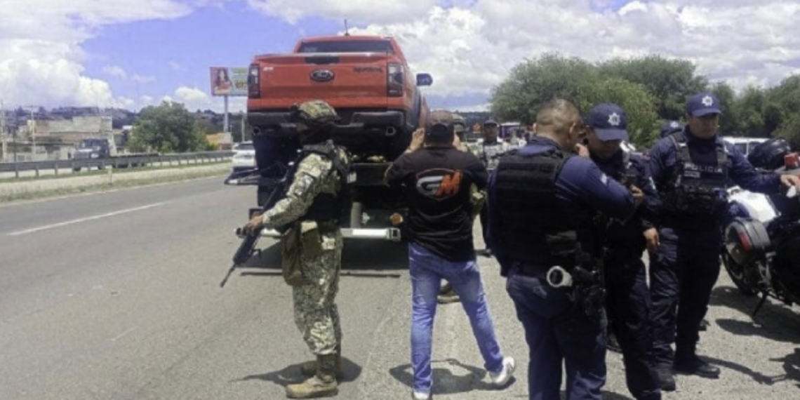 Vinculan a proceso a siete por secuestro y robo en Querétaro; uno es policía federal en activo