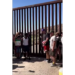 Voleibol sobre el muro fronterizo se vuelve viral y une a Juárez y El Paso