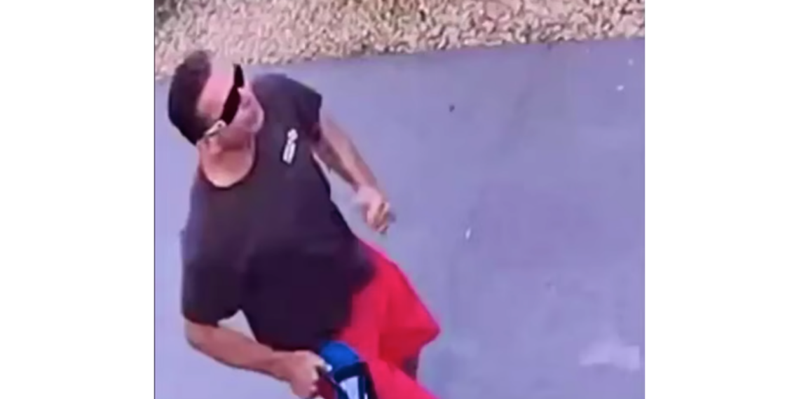 Buscan a sospechoso por robo en tienda Dollar Tree; piden apoyo ciudadano para identificarlo