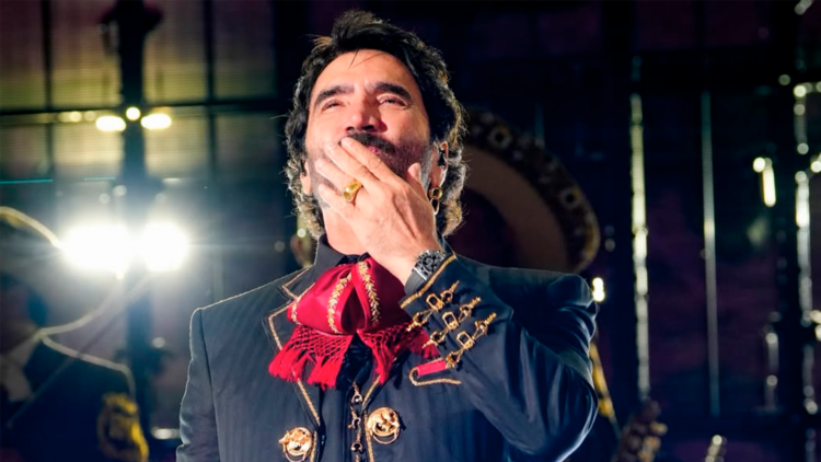 Alejandro Fernández asegura vivir uno de los mejores momentos de su carrera y prepara nuevo disco