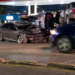 Conductora se queda dormida al volante y termina volcada tras chocar contra un poste