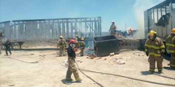 Protección Civil atiende 63 emergencias en 24 horas; controlan incendio en Jardines Panamericano