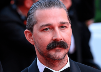 Shia LaBeouf se declara culpable por agre.sión y evita la cárcel tras acuerdo judicial