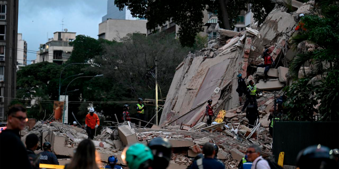 México envía rescatistas y personal médico a Venezuela tras el terremoto