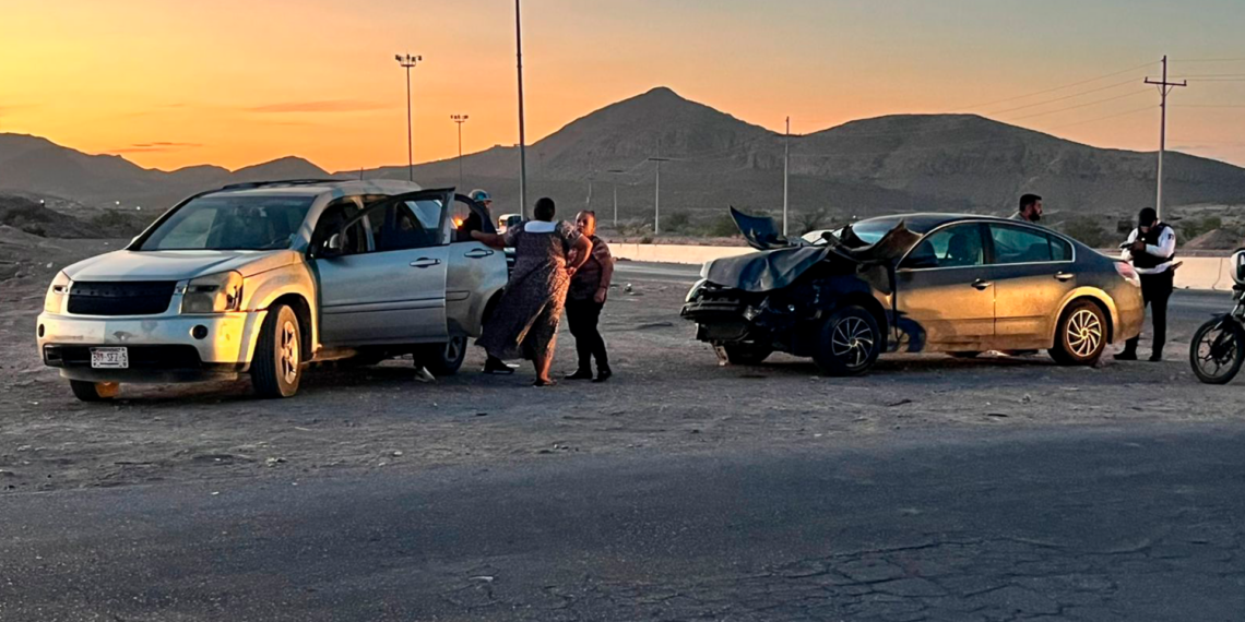 Choque por alcance en el Periférico Camino Real deja a una menor lesionada