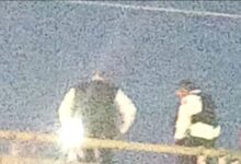 Seguridad Vial evita tragedia y rescata a mujer que intentaba lanzarse de un puente en Ciudad Juárez