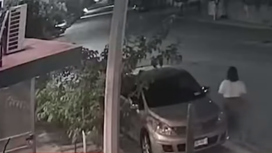 Captan en video a ciclista que realiza tocamientos indebidos a una mujer en Ciudad Juárez