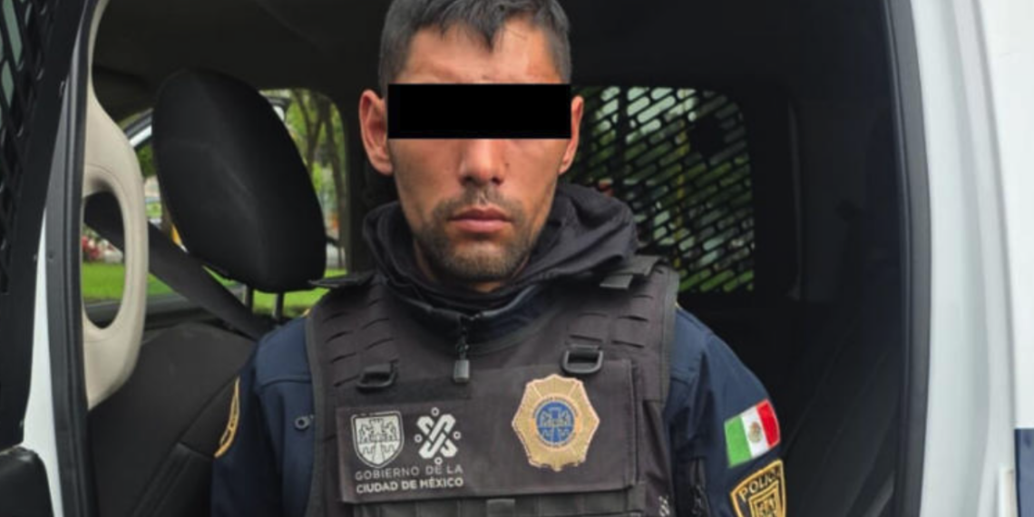 Policía muere tras disparo accidental de su compañero durante traslado en la Venustiano Carranza
