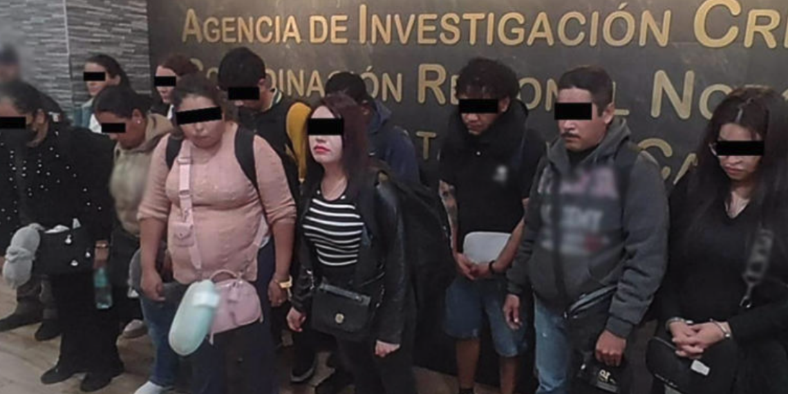 Detienen a 11 pasajeros con 165 kilos de presunta co.caína en el aeropuerto de Tijuana