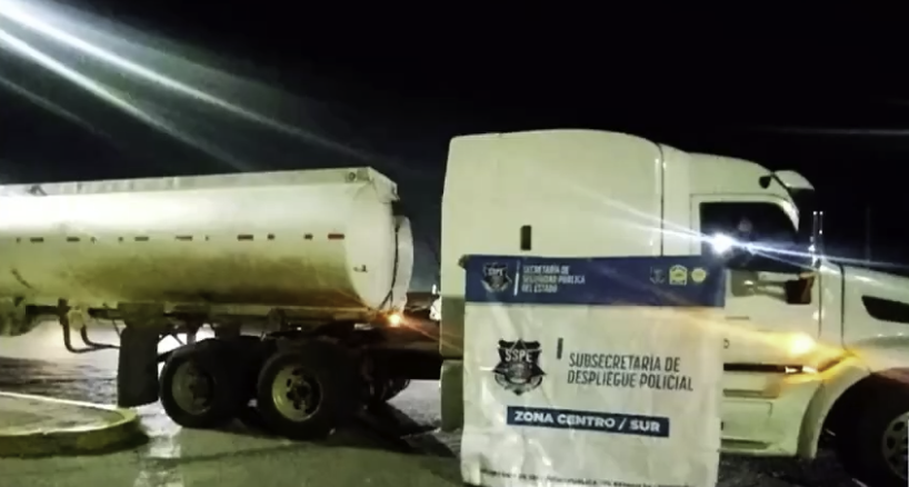 Detienen a tres hombres con casi 28 mil litros de combustible ilegal en Chihuahua