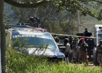 Rescatan a cuatro jóvenes de presunto call center clandestino en Zapopan; dos son menores de edad