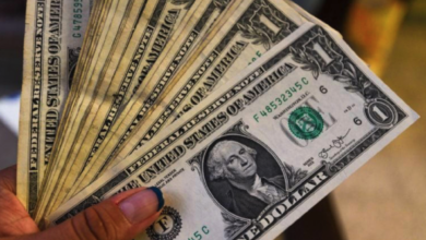 Dólar cierra en 17.52 pesos tras anuncio de nuevo arancel de Estados Unidos a México